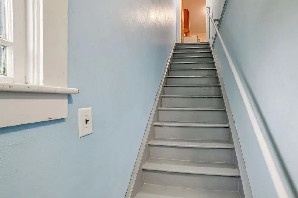 Work & Study: Binghamton Apt 2 Mi to Downtown