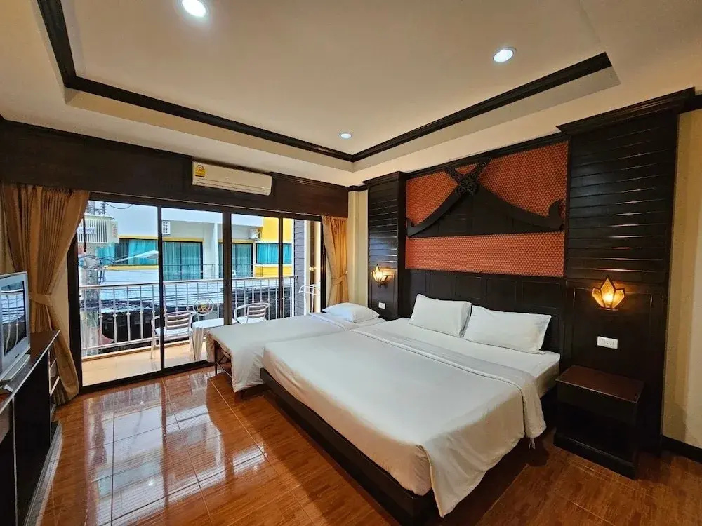 Superior Triple room