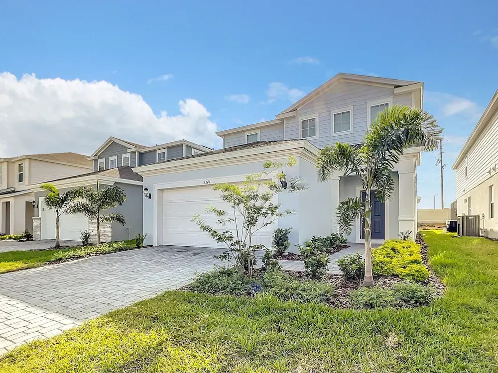 Windsor Island Vacation Pool Home