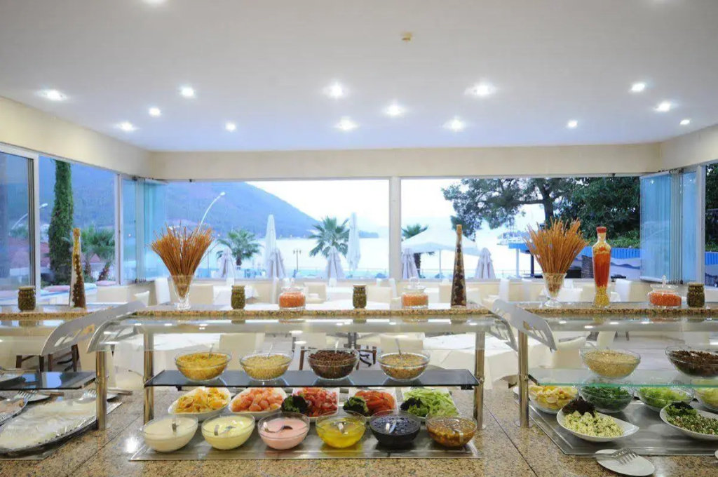 Hotel photo 13