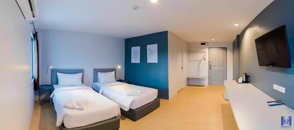 Двухместный номер Standard с видом на город 2 отдельные кровати в Manonta Budget Hotel