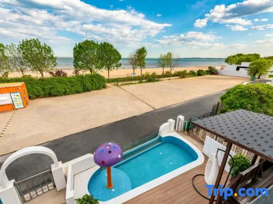 Beidaihe West Sea Homestay in Qinhuangdao