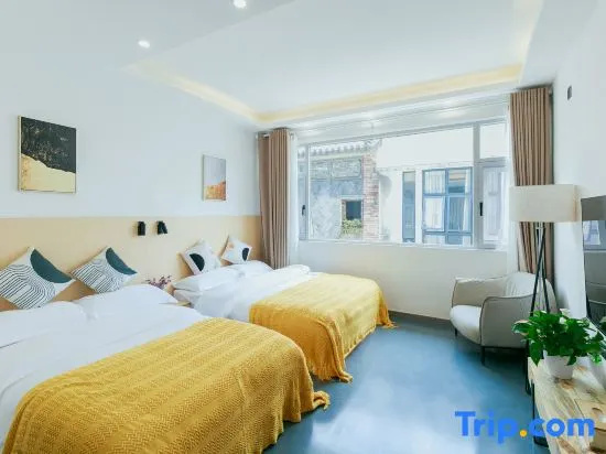 Standard Double Family room (twin beds)