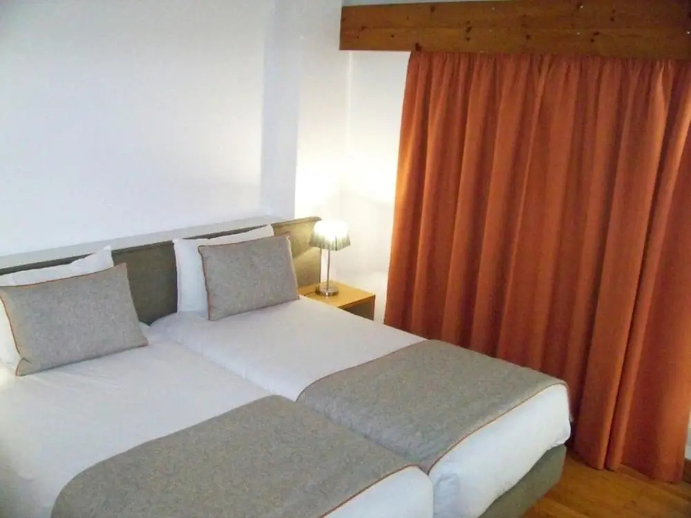 INATEL Manteigas - Chambres