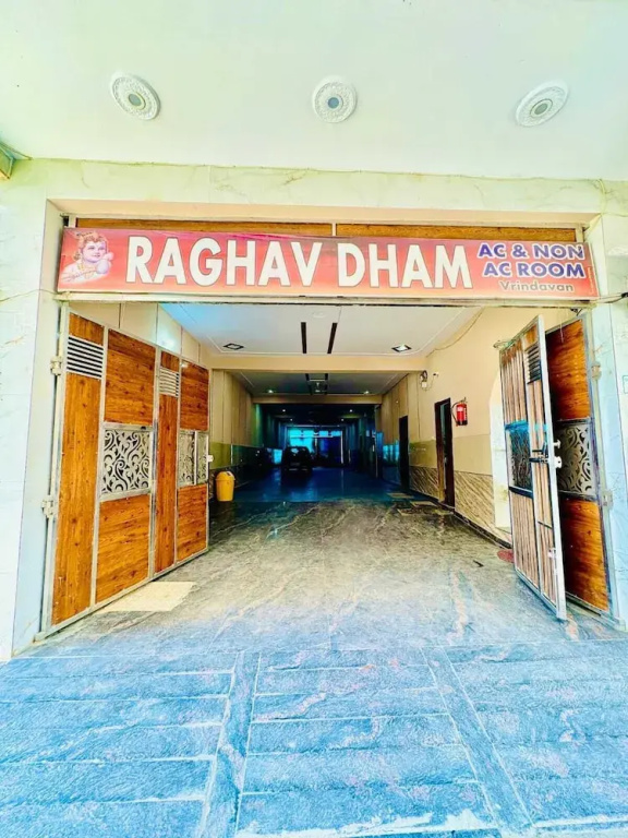 Hotel Raghav Dham