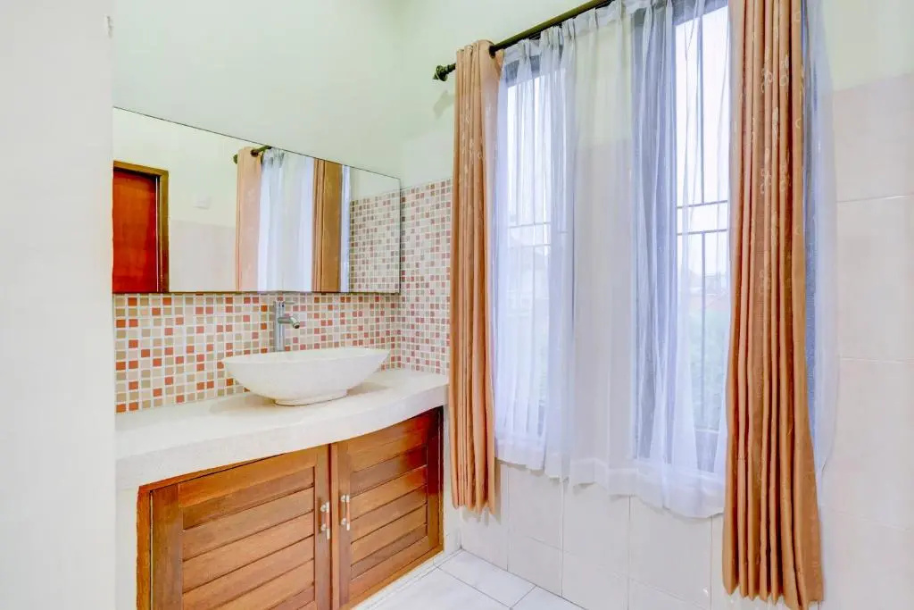 Teges Inn Kuta - Chambres