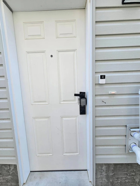 Cozy Cautley Guest Suite, Near YEG Airport