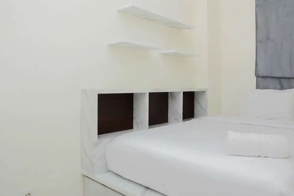 Pleasant and Modern 2BR Grand Kamala Lagoon Apartment By Travelio