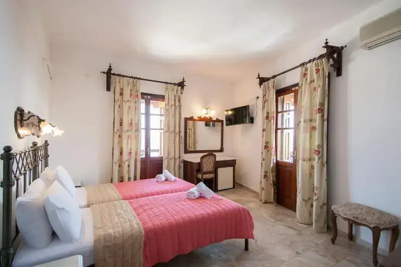 Superior Double room with sea view (twin beds)
