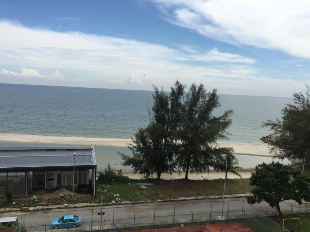 OYO Home 90398 Sunshine Bay Resort Port Dickson (private Condo)