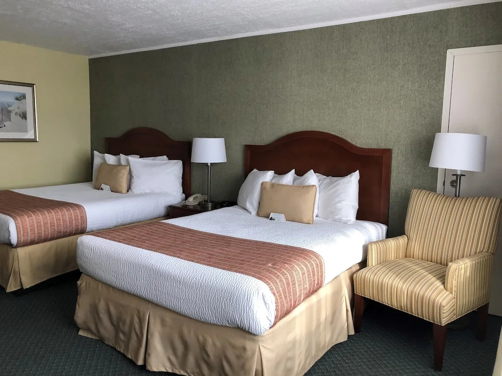 Standard Quadruple room with balcony