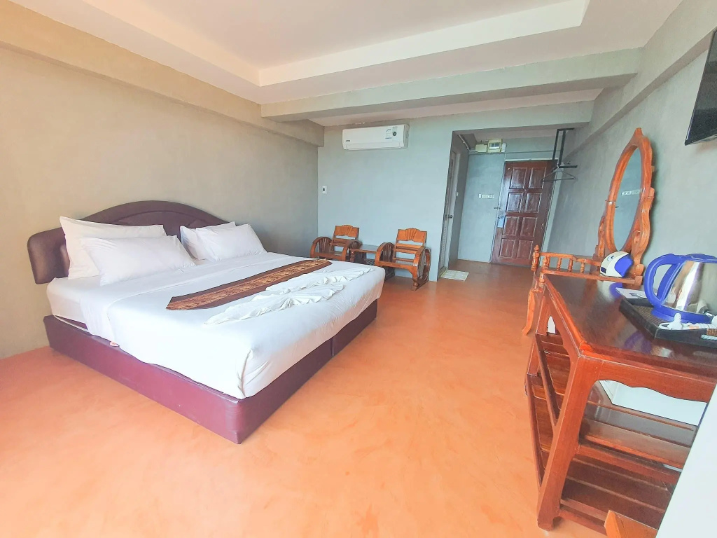 Deluxe room with sea view