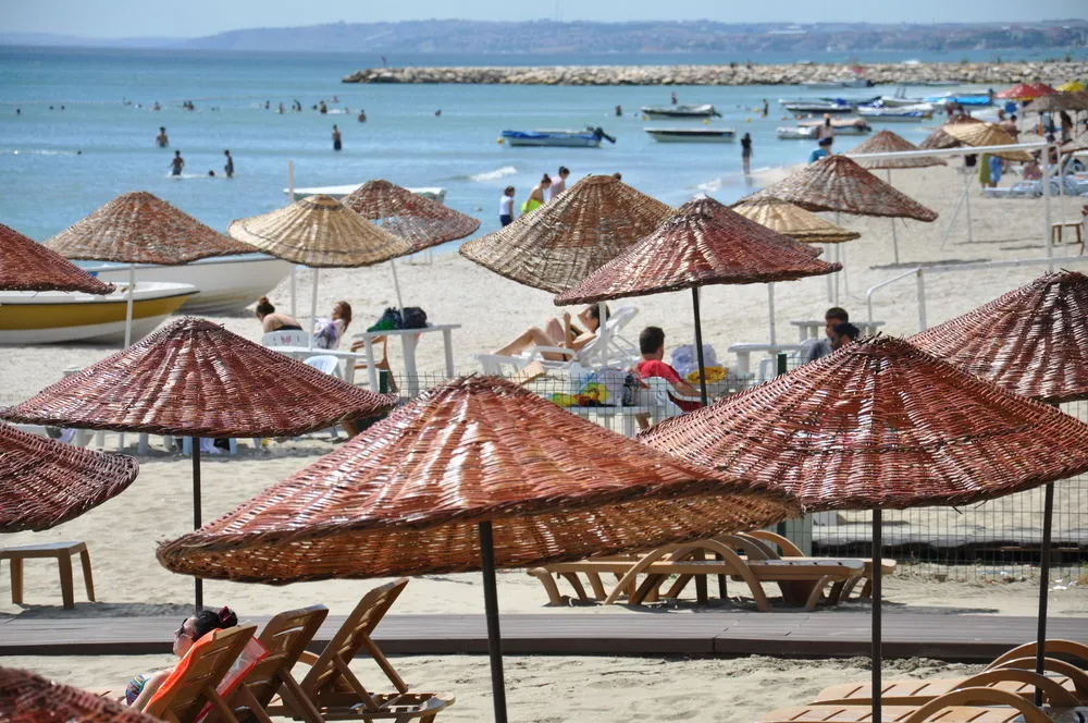 Beach & Waterfront