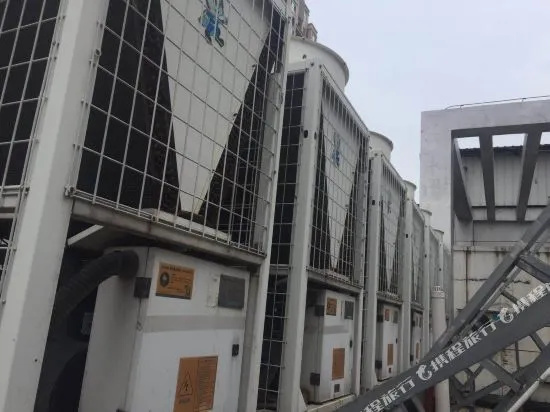 Linghang International Hotel