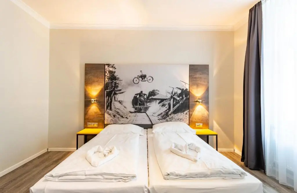 Superior Double room (full double bed)