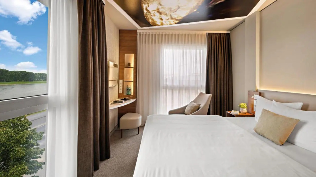 Hotel photo 37