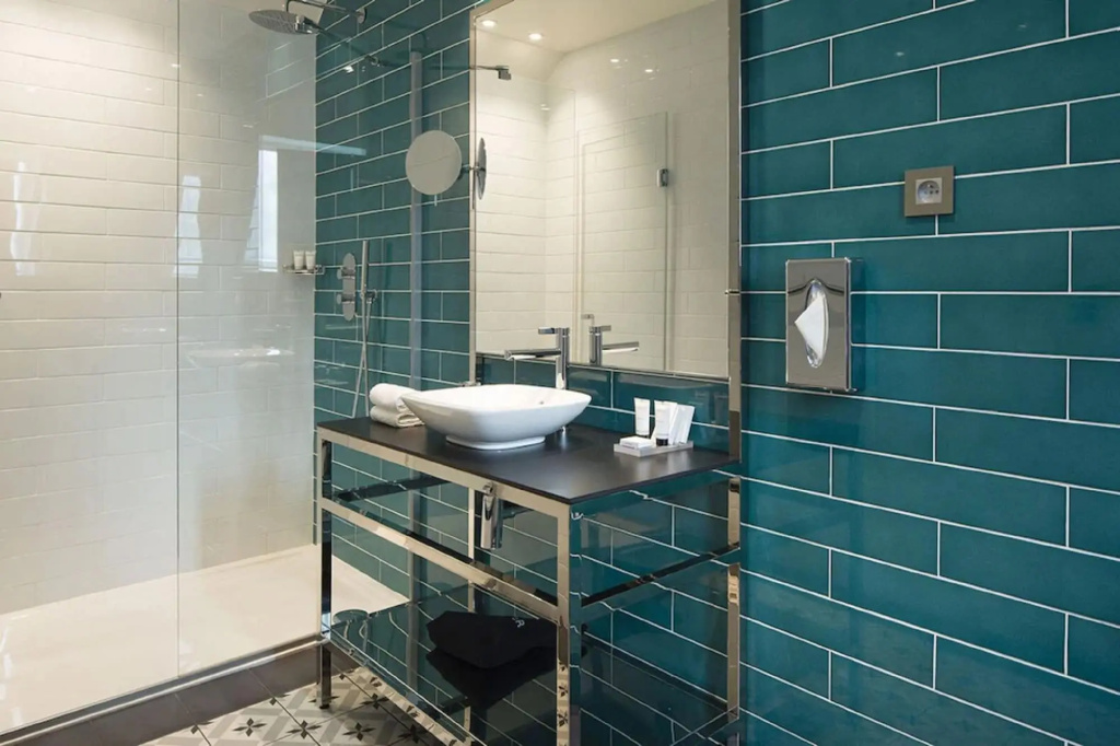 Hôtel Les Matins de Paris & Spa 11