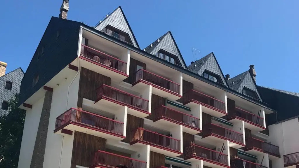 Soleado apartamento en Panticosa, a 50 m. del telesilla