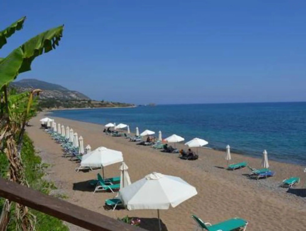 Beach & Waterfront