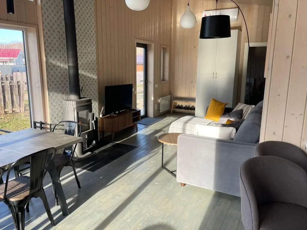 Коттедж с сауной и камином - фото 6