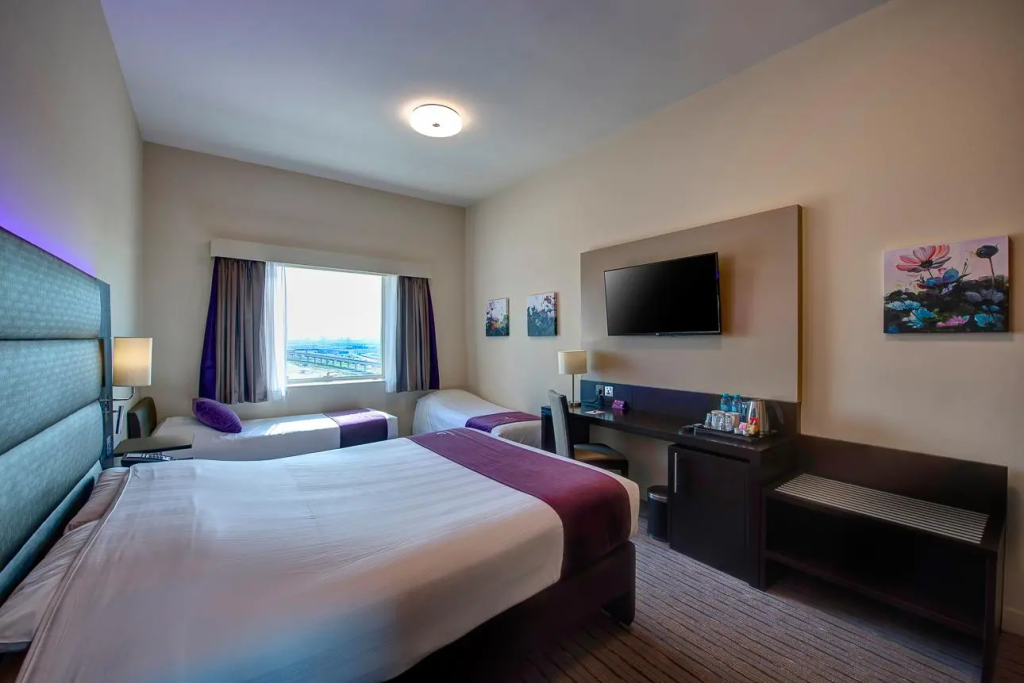 Premier Inn Dubai Ibn Battuta Mall 7