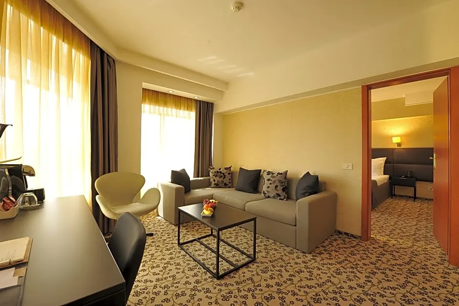 Standard Junior Suite