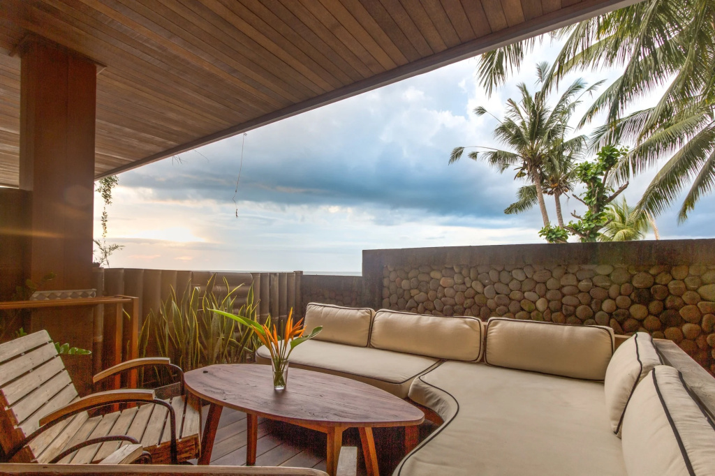 Balcony & Terrace