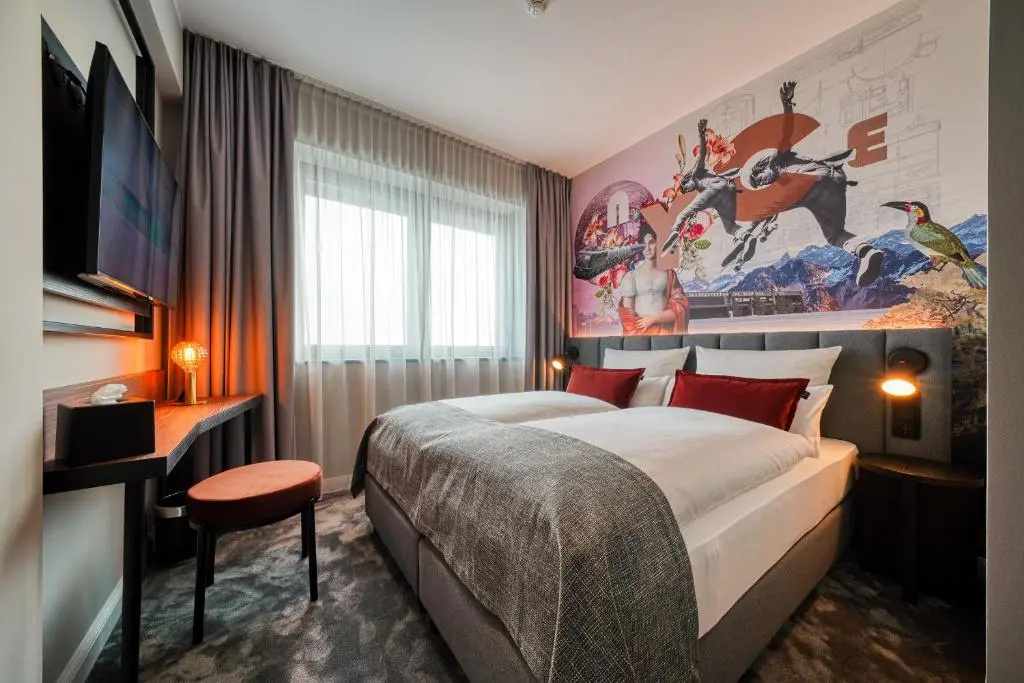 Standard Double room (full double bed)