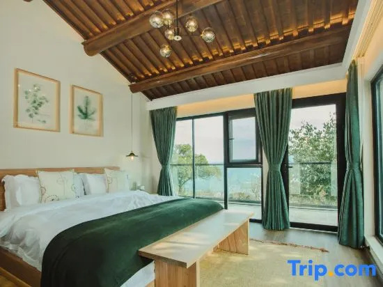 Standard Duplex room with sunrise view