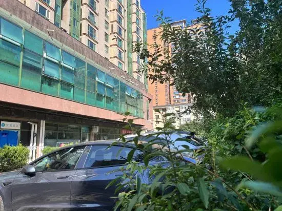 HanTing Hotel (Beijing Guomao Jianguomen Subway Station)