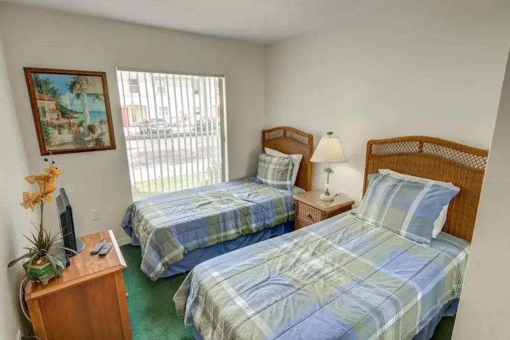Gerald's Club Cortile Condo 3 Bedroom Condo by Redawning