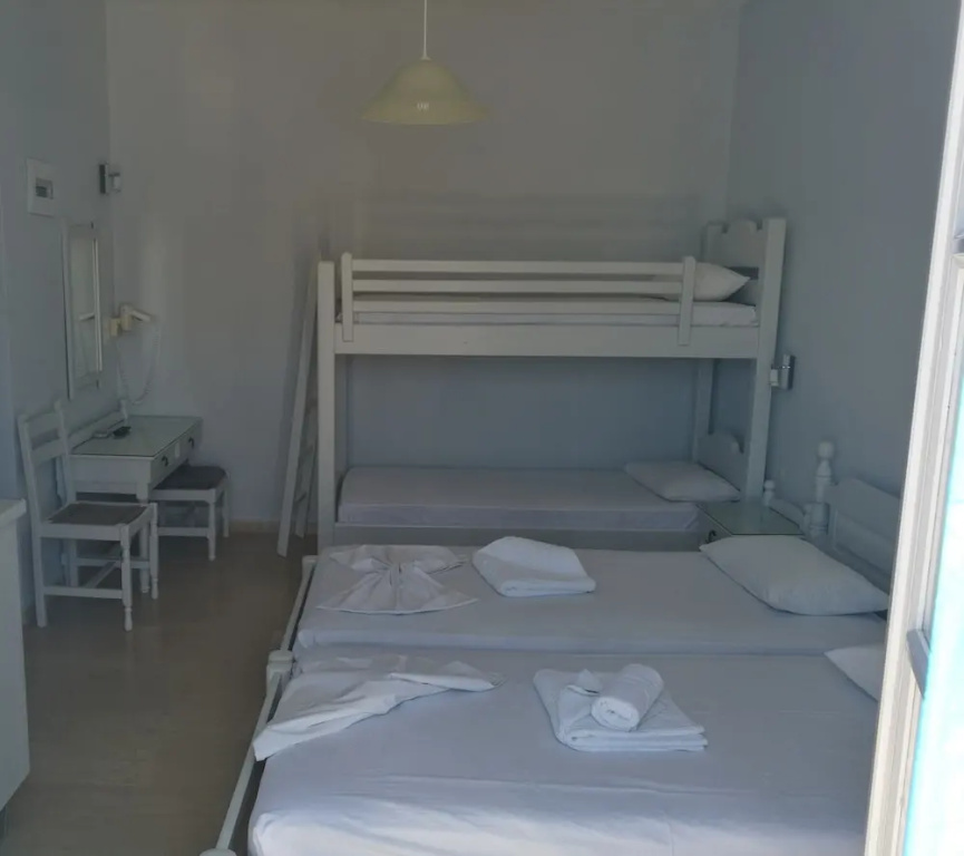 Standard Quadruple room with balcony