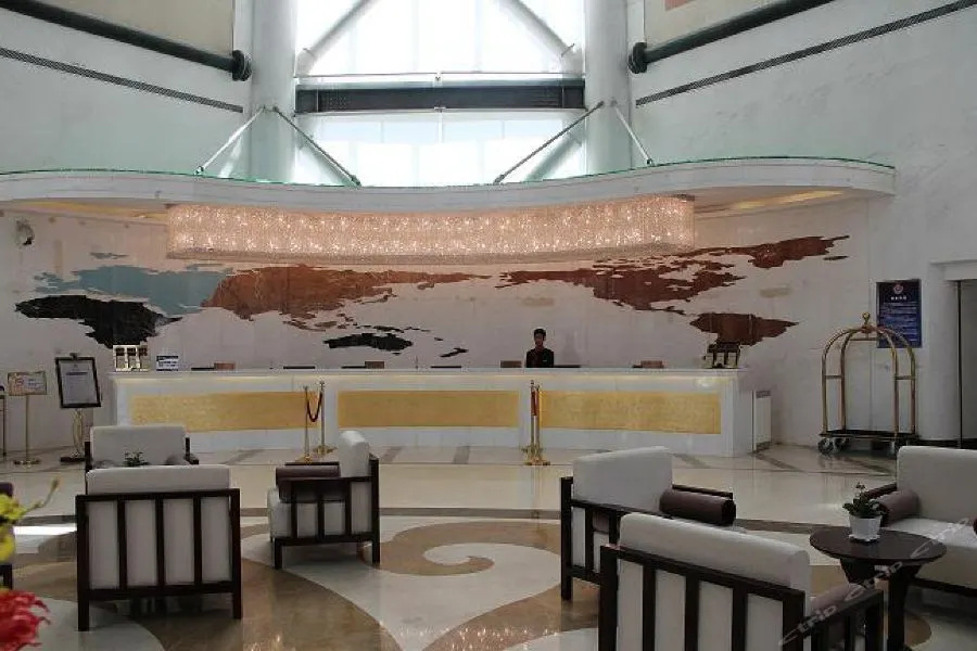 Lobby & Reception