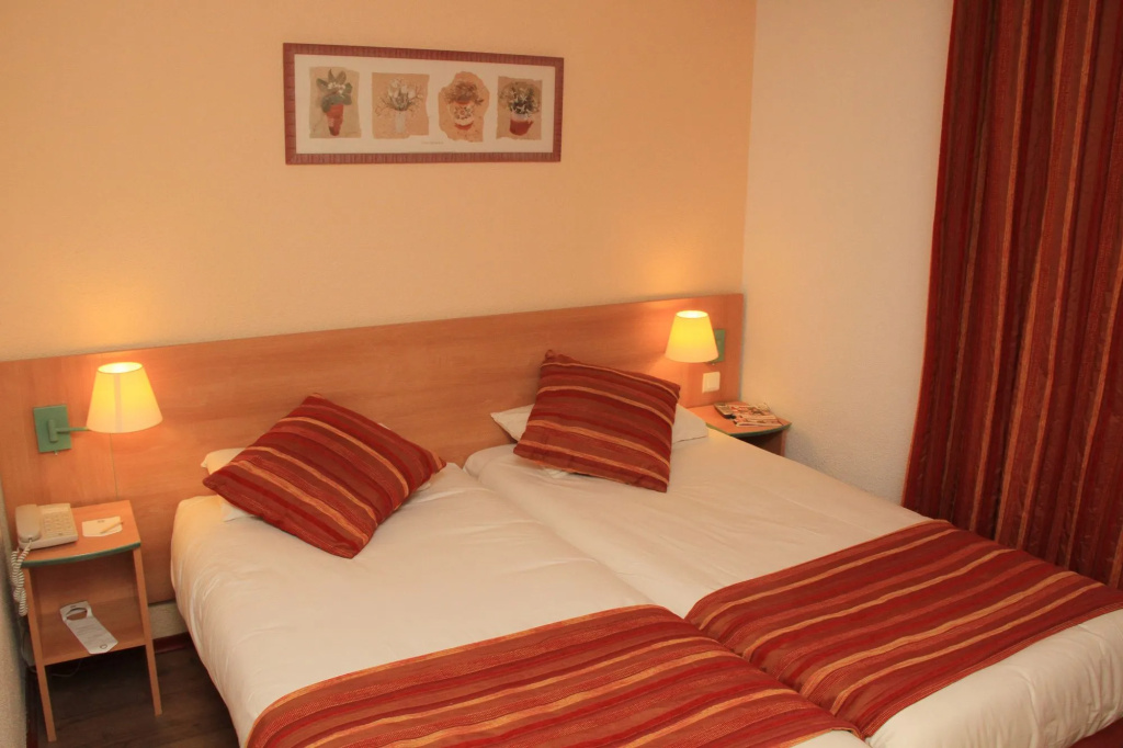 Logis Hotel Uzes Pont du Gard - Général