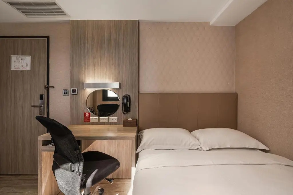 The Riverside Hotel International - Chambres