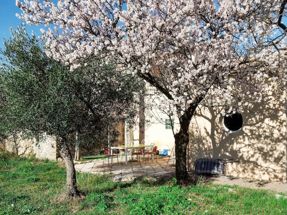 House With one Bedroom in Lattes, With Private Pool, Furnished Garden