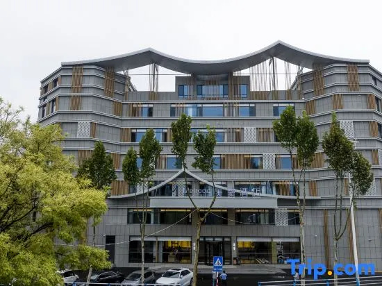 Zoucheng Mehood Hotel (Yishan North Road Sports Park)