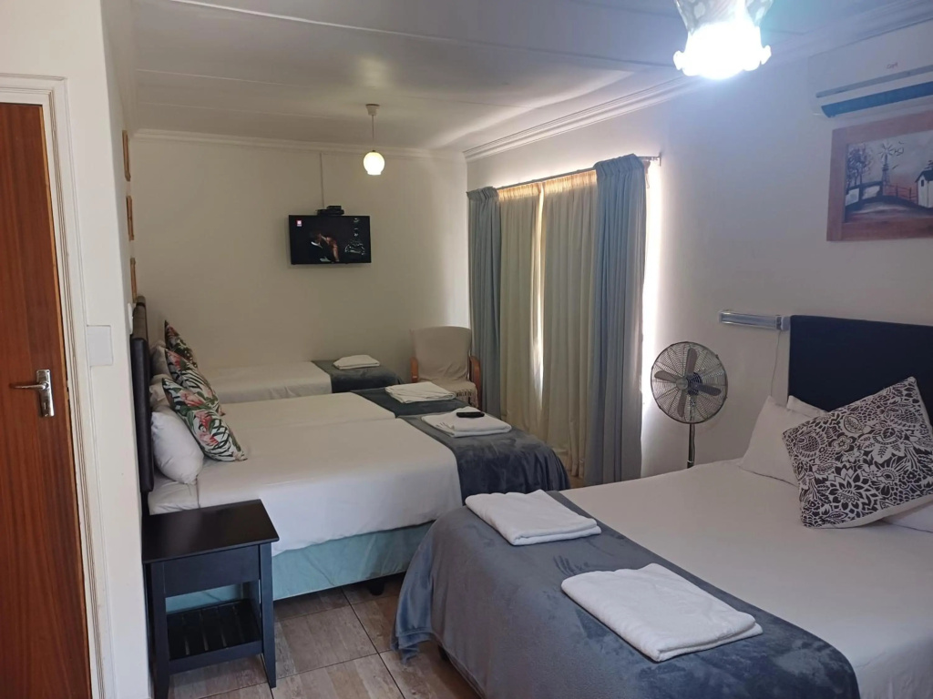 Cura Lodge — 2