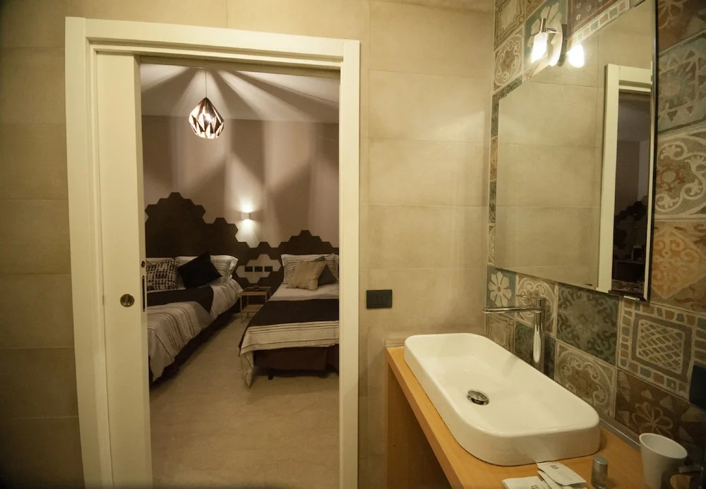 Standard Triple room with balcony