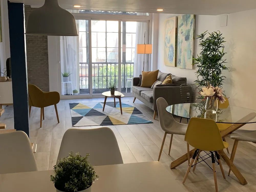 2 Bedrooms Deluxe Apartment