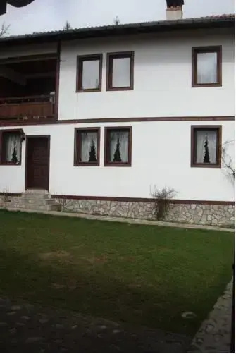 Kozlekova Guest House