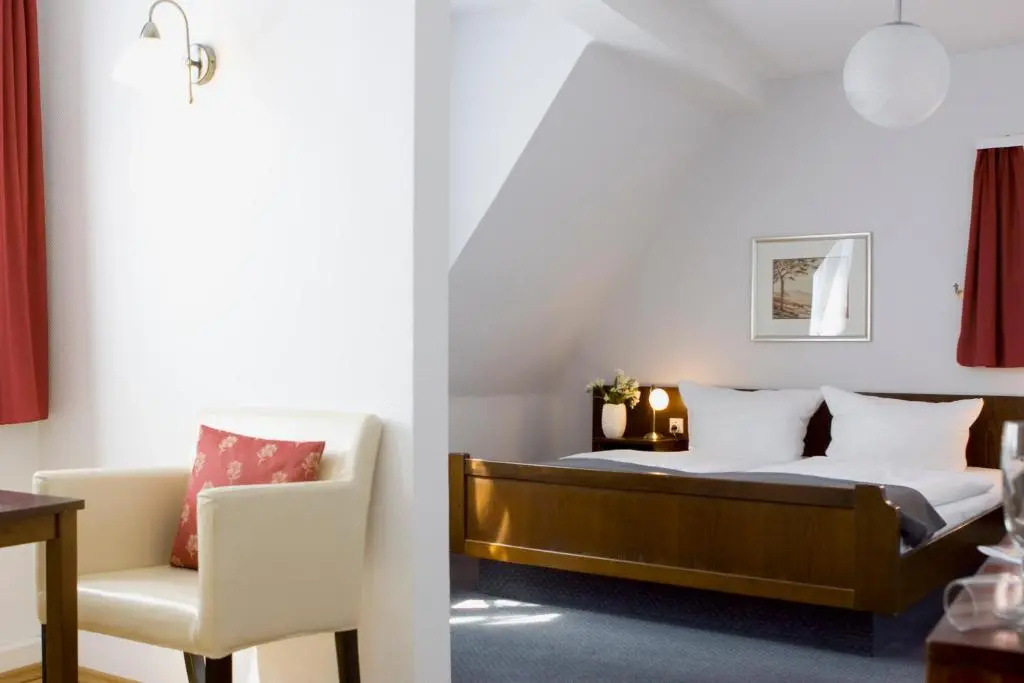 Hotel Lindenwirt - Chambres