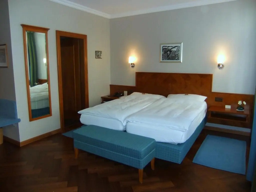 Deluxe Double room full double bed