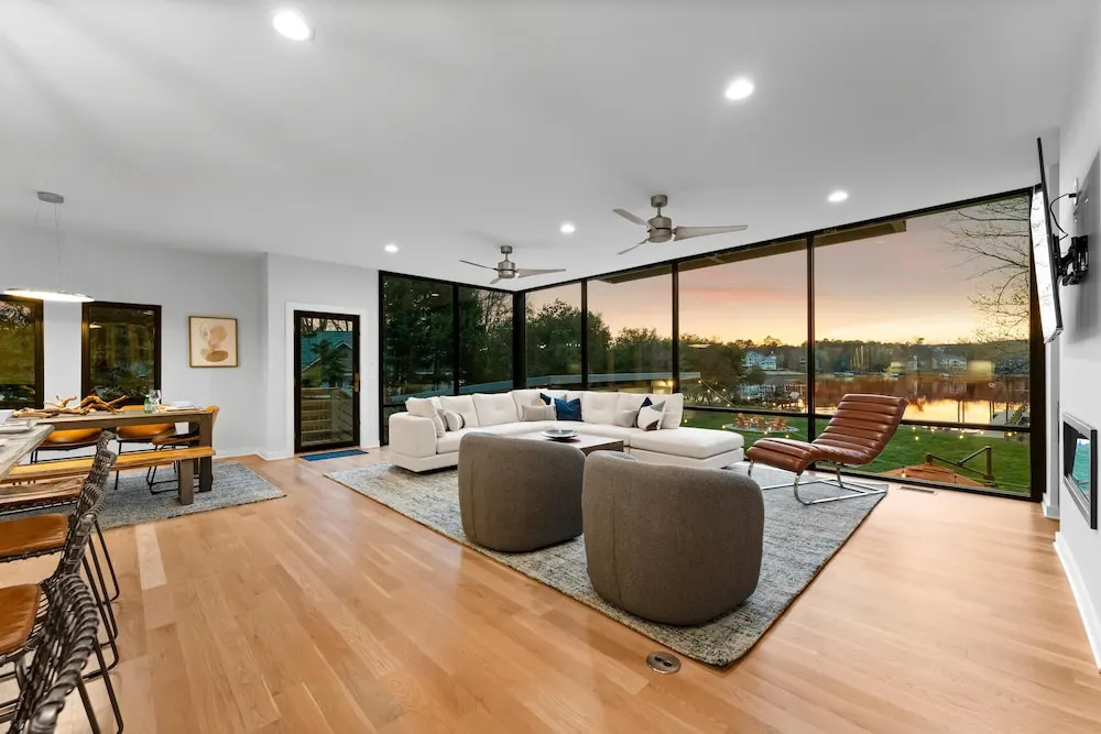 Blue Haven W/game Room, Hot Tub & Optional Boat Rental