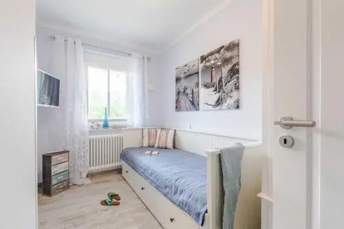 Logierhaus Friedrich -Ferienwohnung Muschelsucher - 1.Reihe