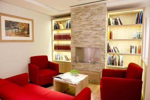 Lobby & Reception