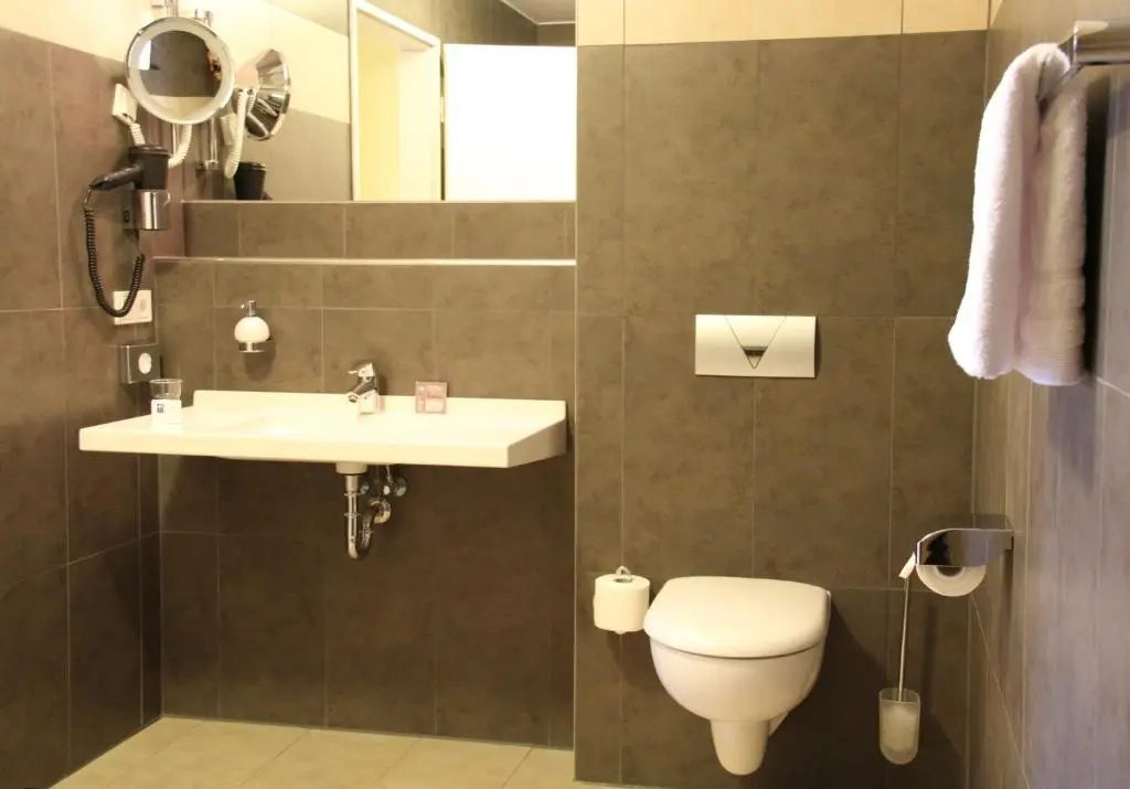 Classic Double room with balcony full double bed