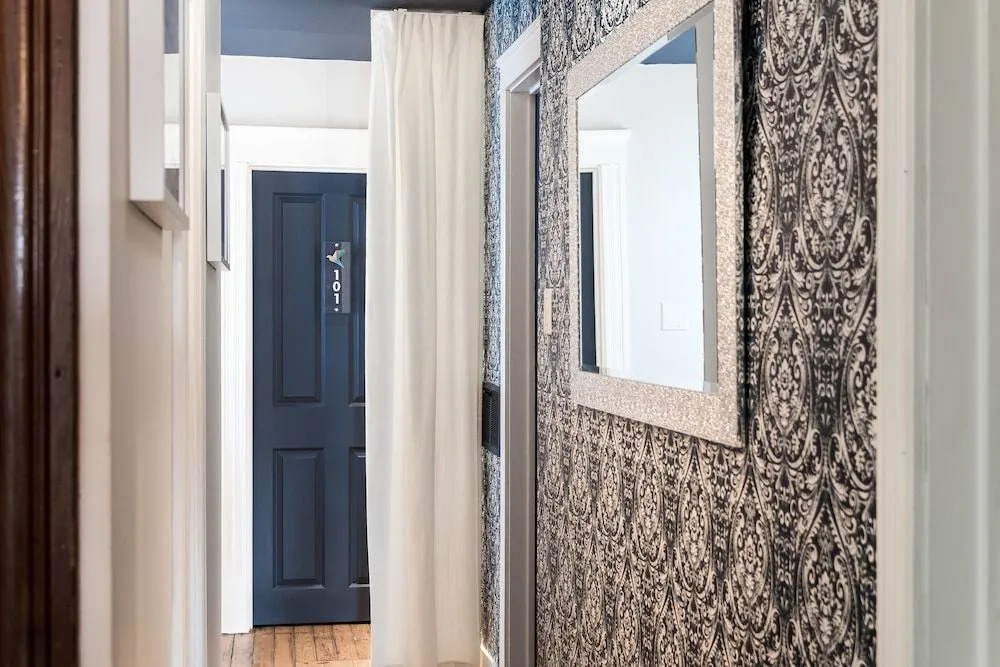 Hotel Du Vieux Port By Bower Hotels & Suites