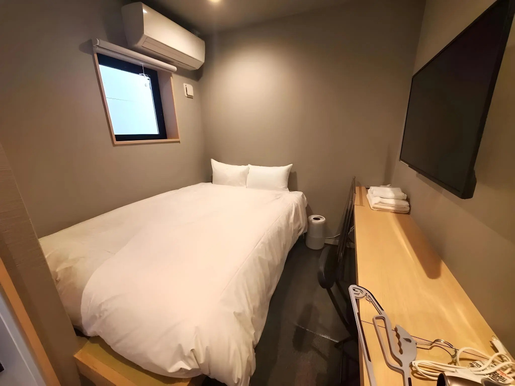 Boxi Hakata 1 — 4