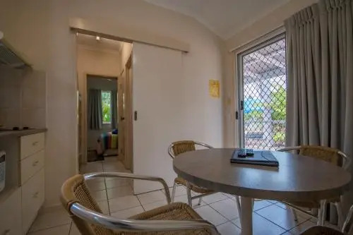 Ash’s Holiday Units — фото 5